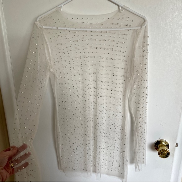 Long sleeved sheer dress with pearls - Picture 3 of 6